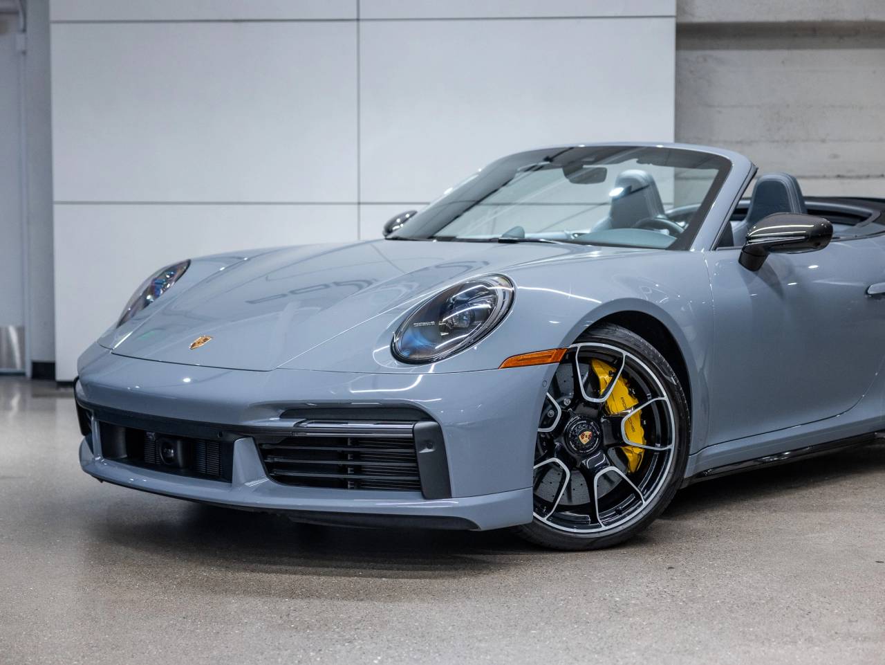 2024 Porsche 911 911 Turbo S Cabriolet (MY24)