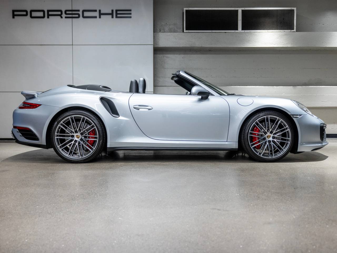 2017 Porsche 911 911 Turbo Cabriolet