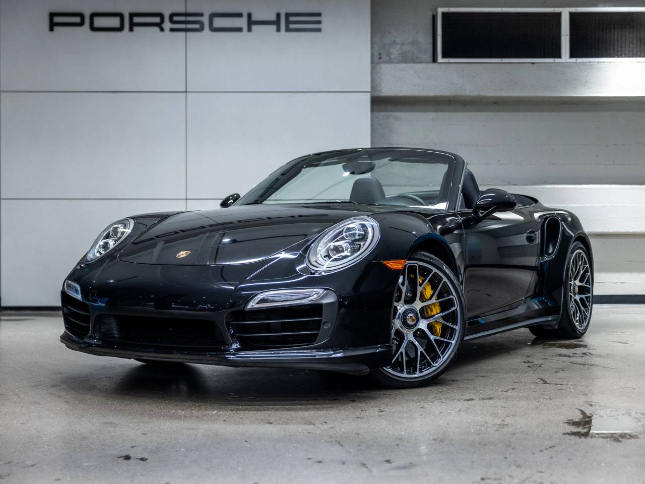 2015 Porsche 911 911 Turbo S Cabriolet