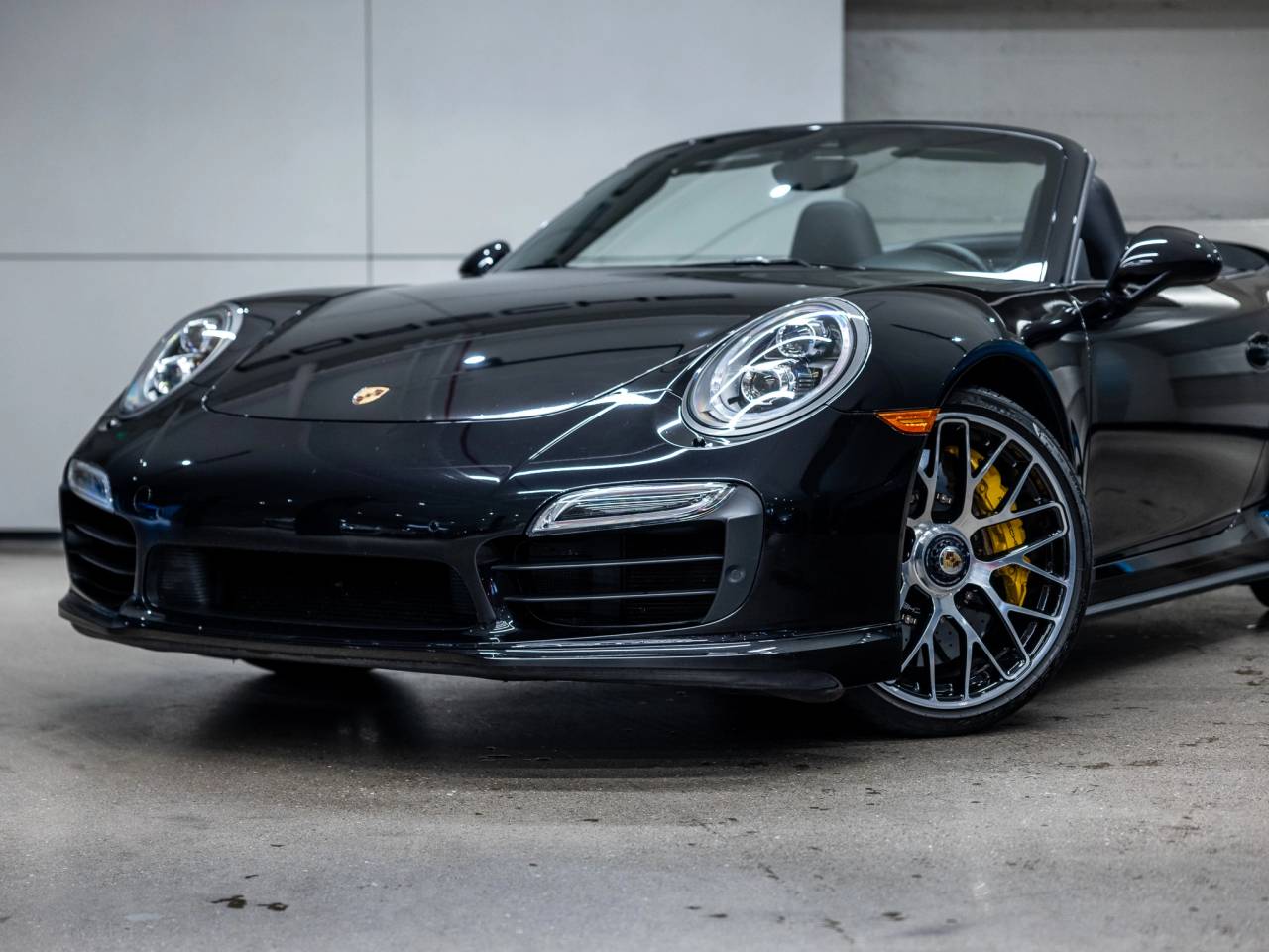 2015 Porsche 911 911 Turbo S Cabriolet
