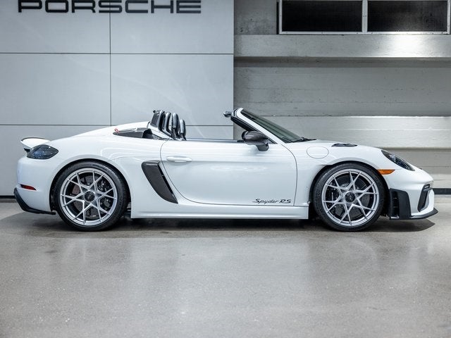2025 Porsche 718 718 Spyder RS