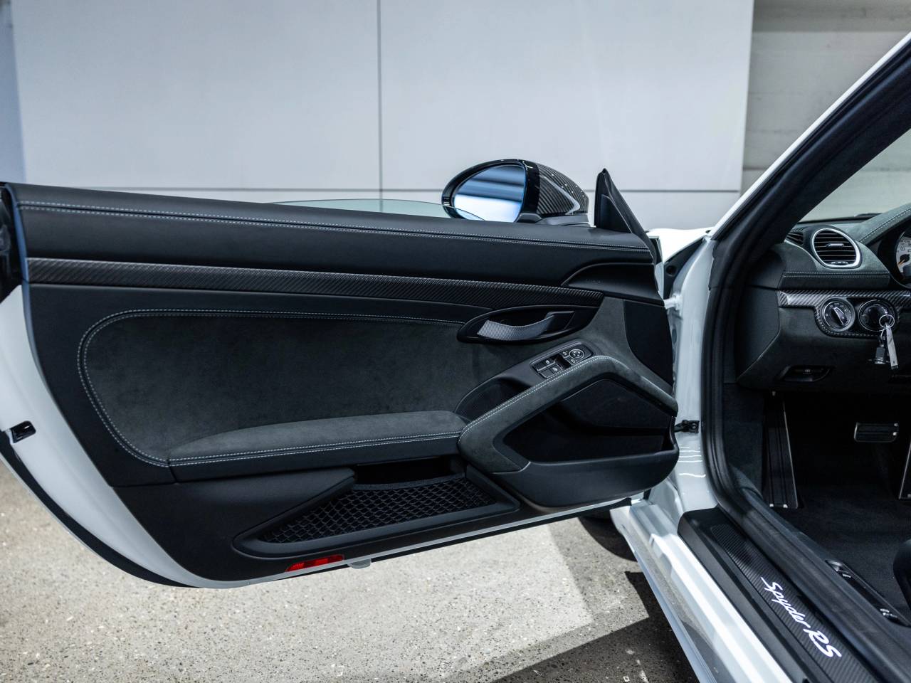 2025 Porsche 718 718 Spyder RS