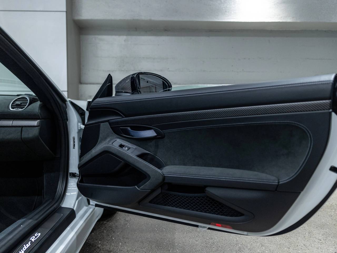 2025 Porsche 718 718 Spyder RS