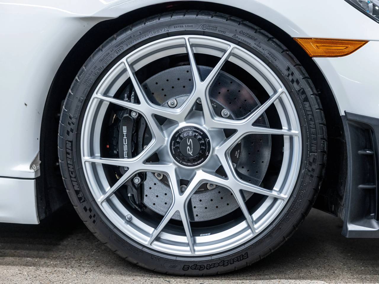 2025 Porsche 718 718 Spyder RS