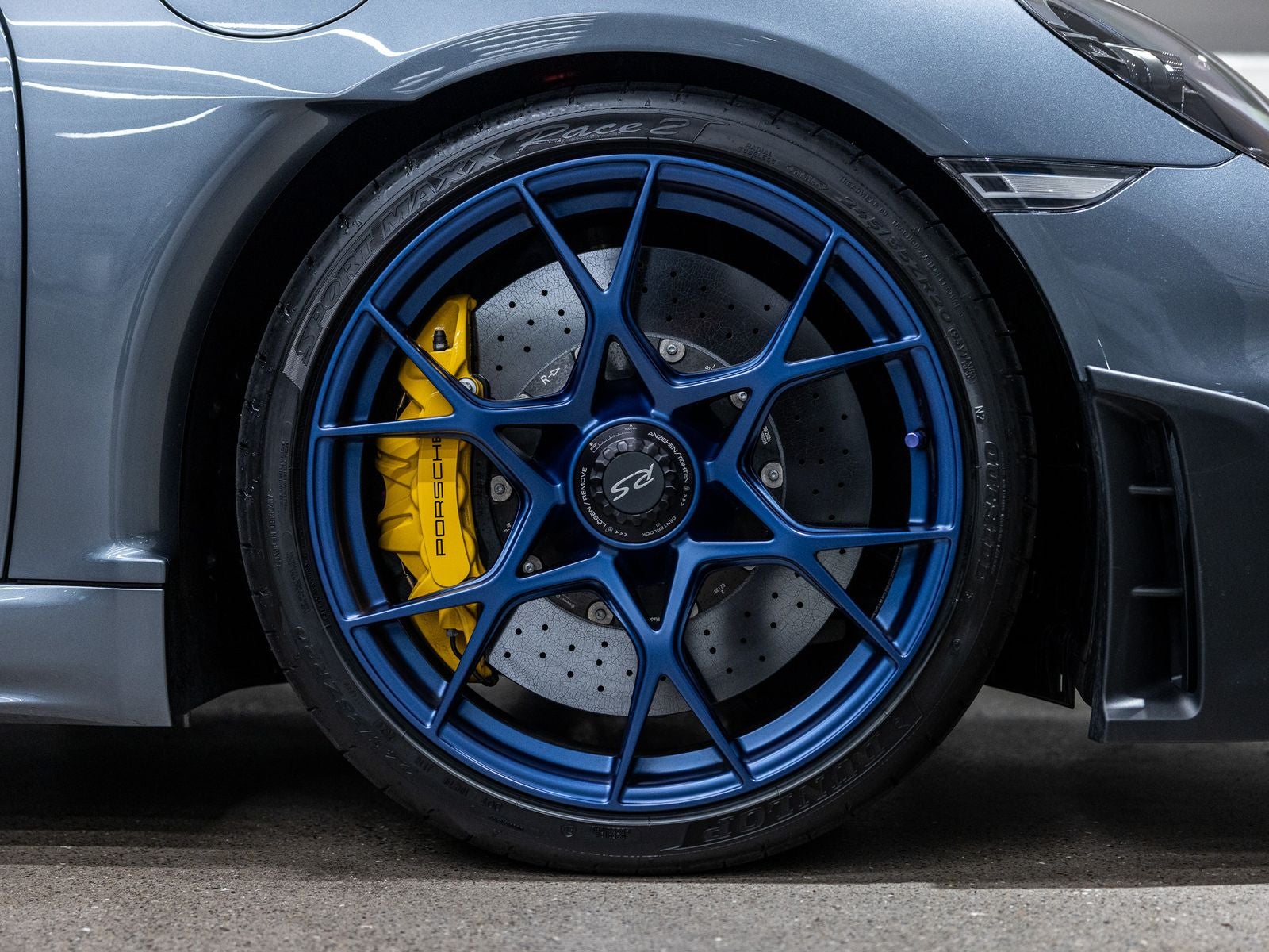 2025 Porsche 718 718 Spyder RS