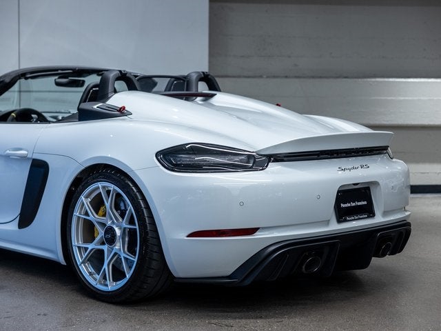 2025 Porsche 718 Spyder RS