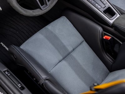 2025 Porsche 718 Spyder RS