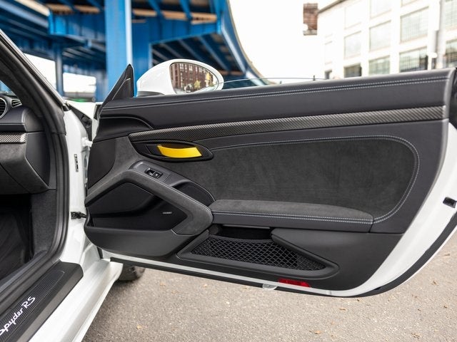 2025 Porsche 718 Spyder RS