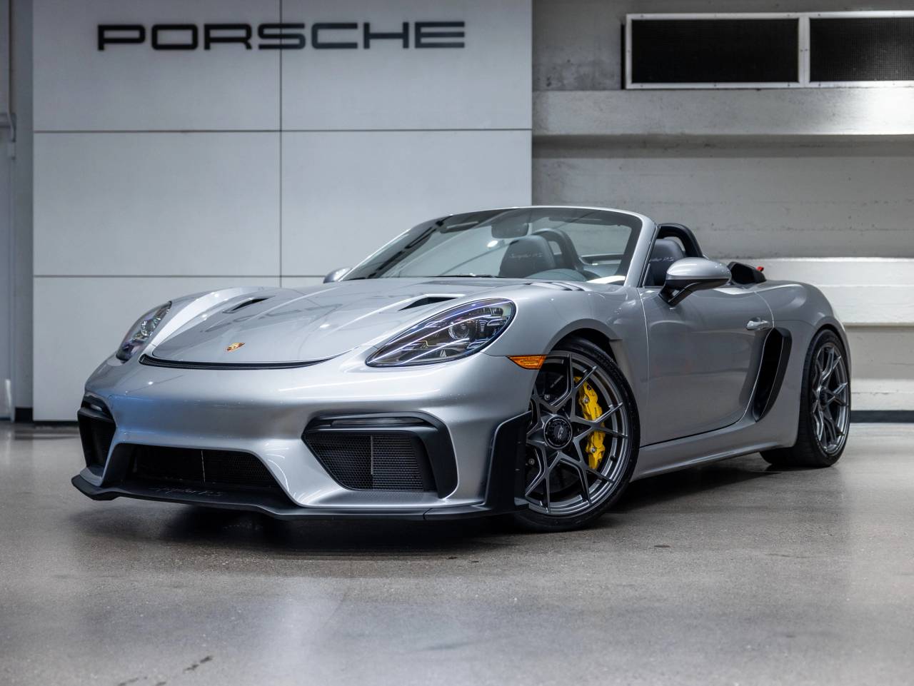 2025 Porsche 718 718 Spyder RS