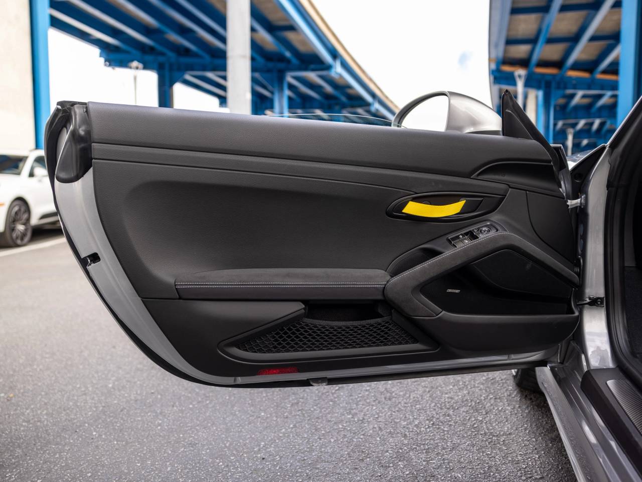 2025 Porsche 718 718 Spyder RS