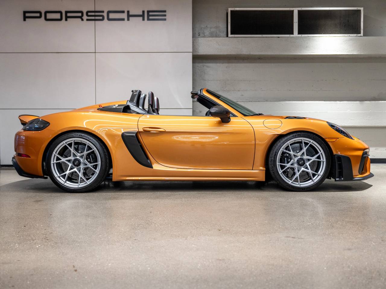 2025 Porsche 718 718 Spyder RS