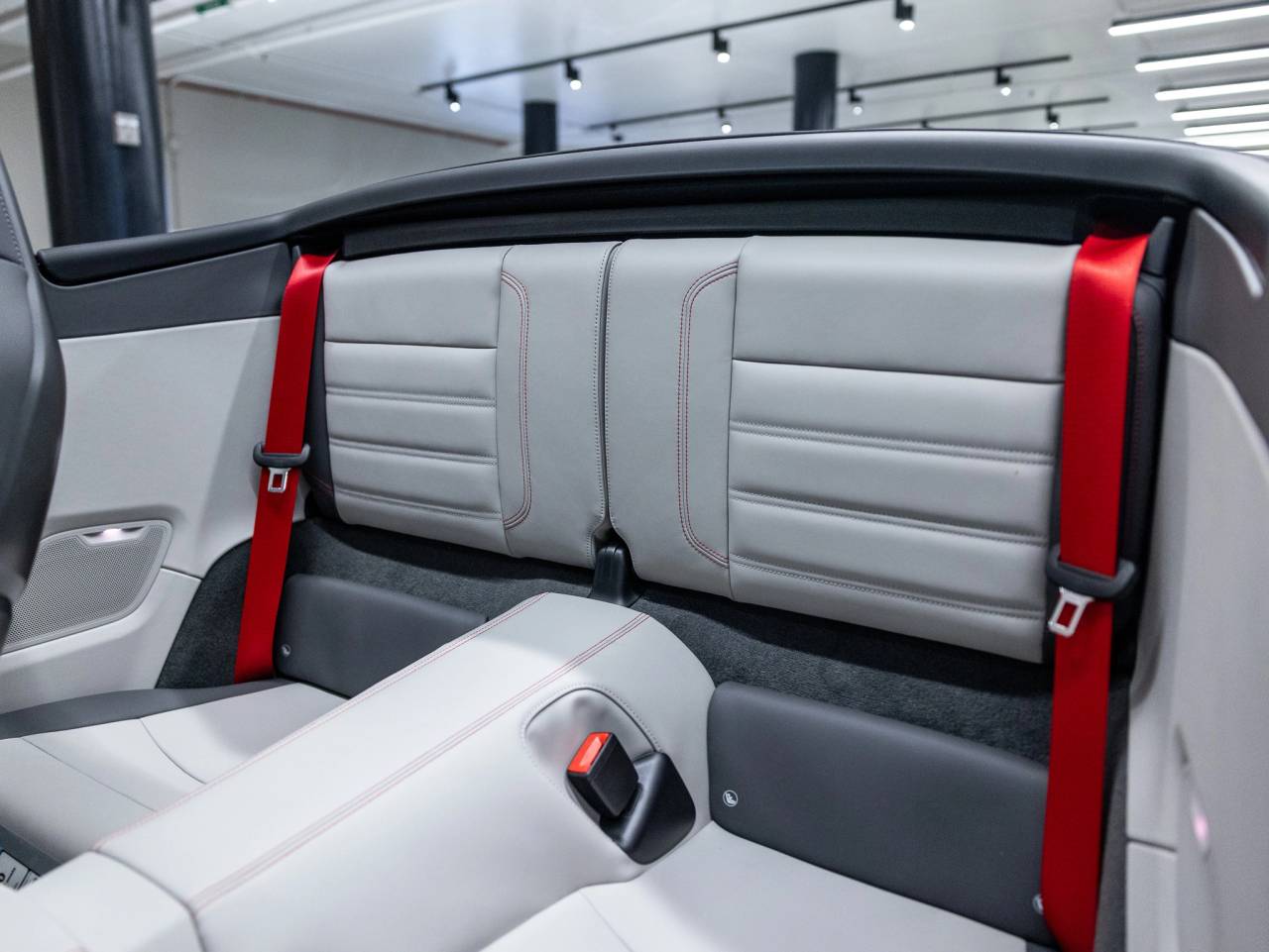 2026 Porsche 911 911 Carrera 4S Cabriolet