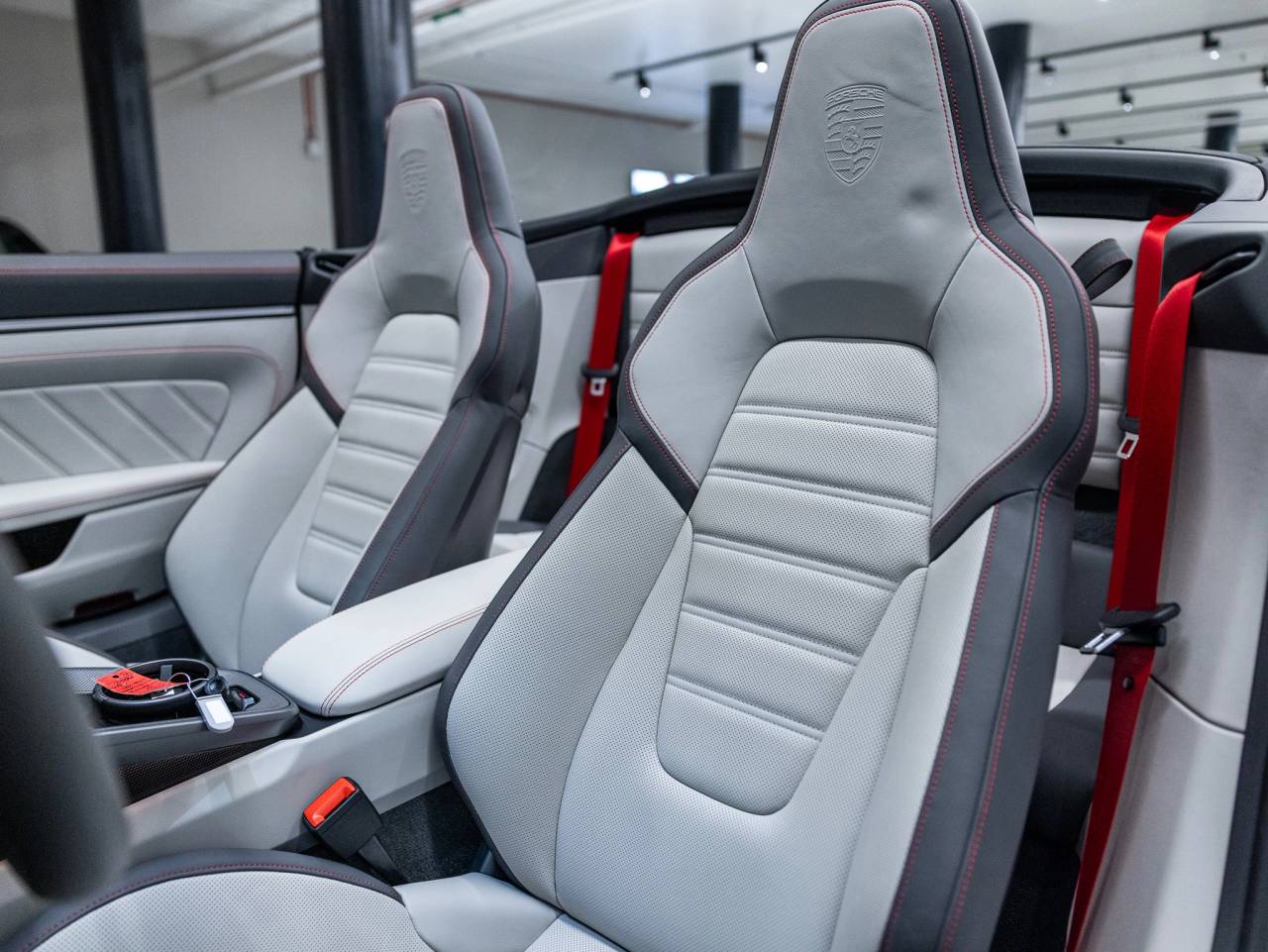 2026 Porsche 911 911 Carrera 4S Cabriolet
