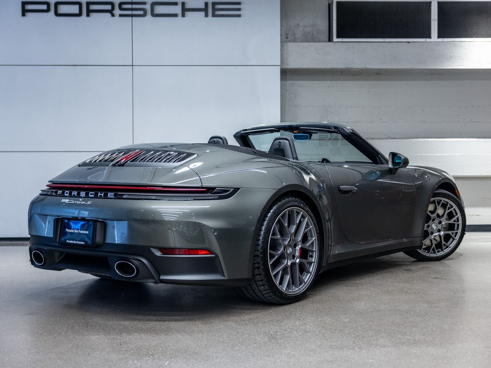 2026 Porsche 911 Carrera S Cabriolet