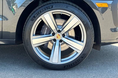2025 Porsche Macan Macan