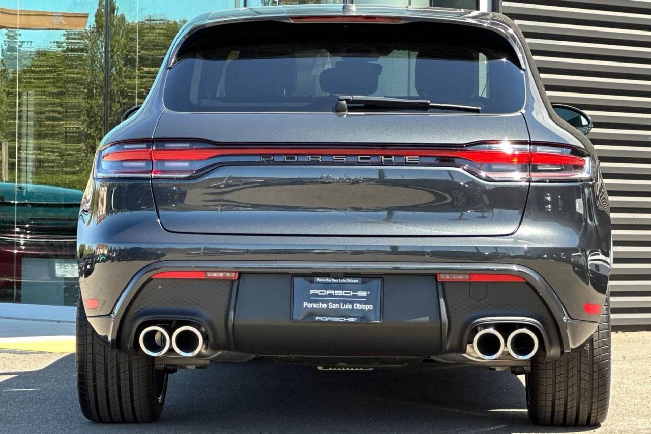 2025 Porsche Macan Macan