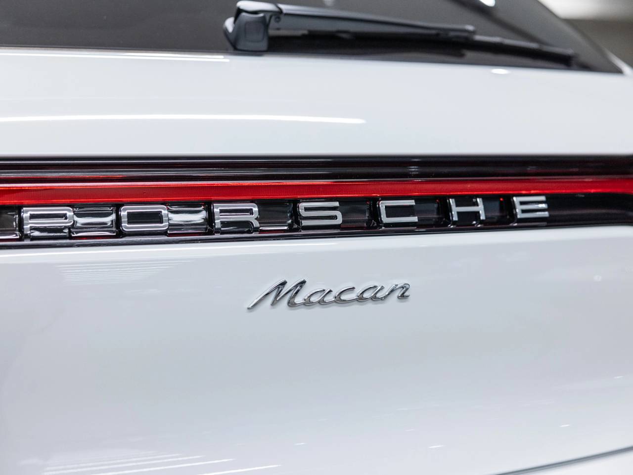 2026 Porsche Macan Macan