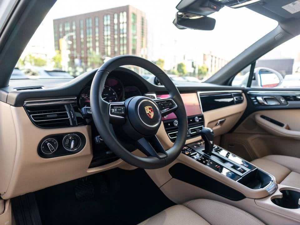 2026 Porsche Macan Macan