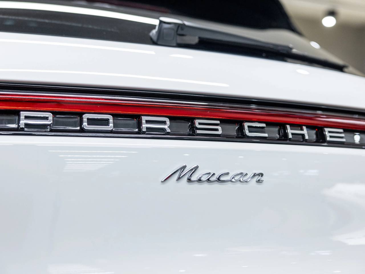 2026 Porsche Macan Macan