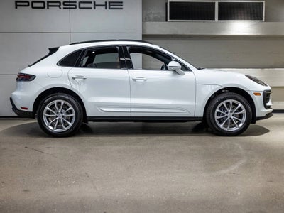 2026 Porsche Macan Macan