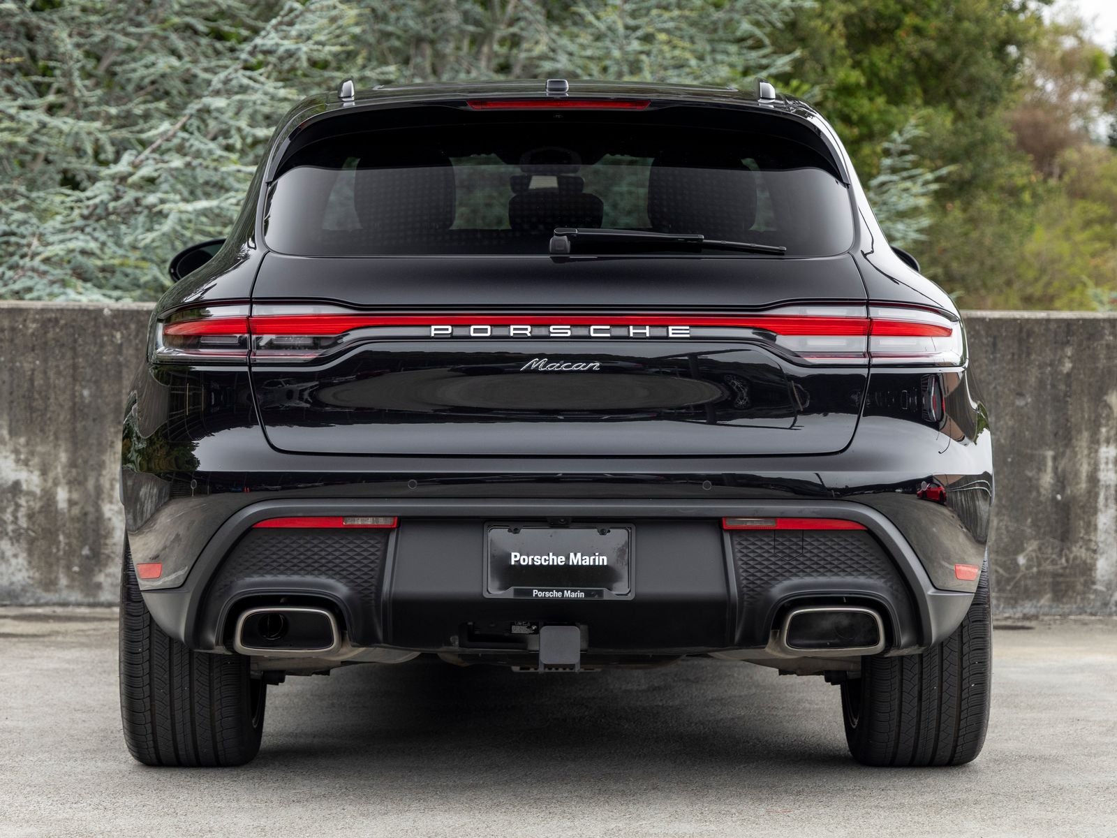 2026 Porsche Macan Base