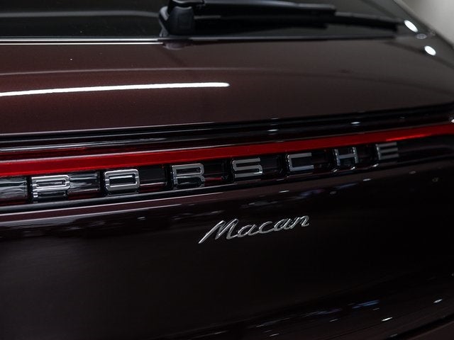 2026 Porsche Macan Macan