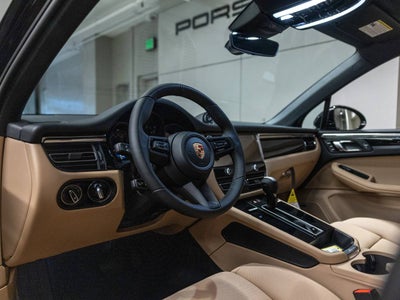 2026 Porsche Macan Macan