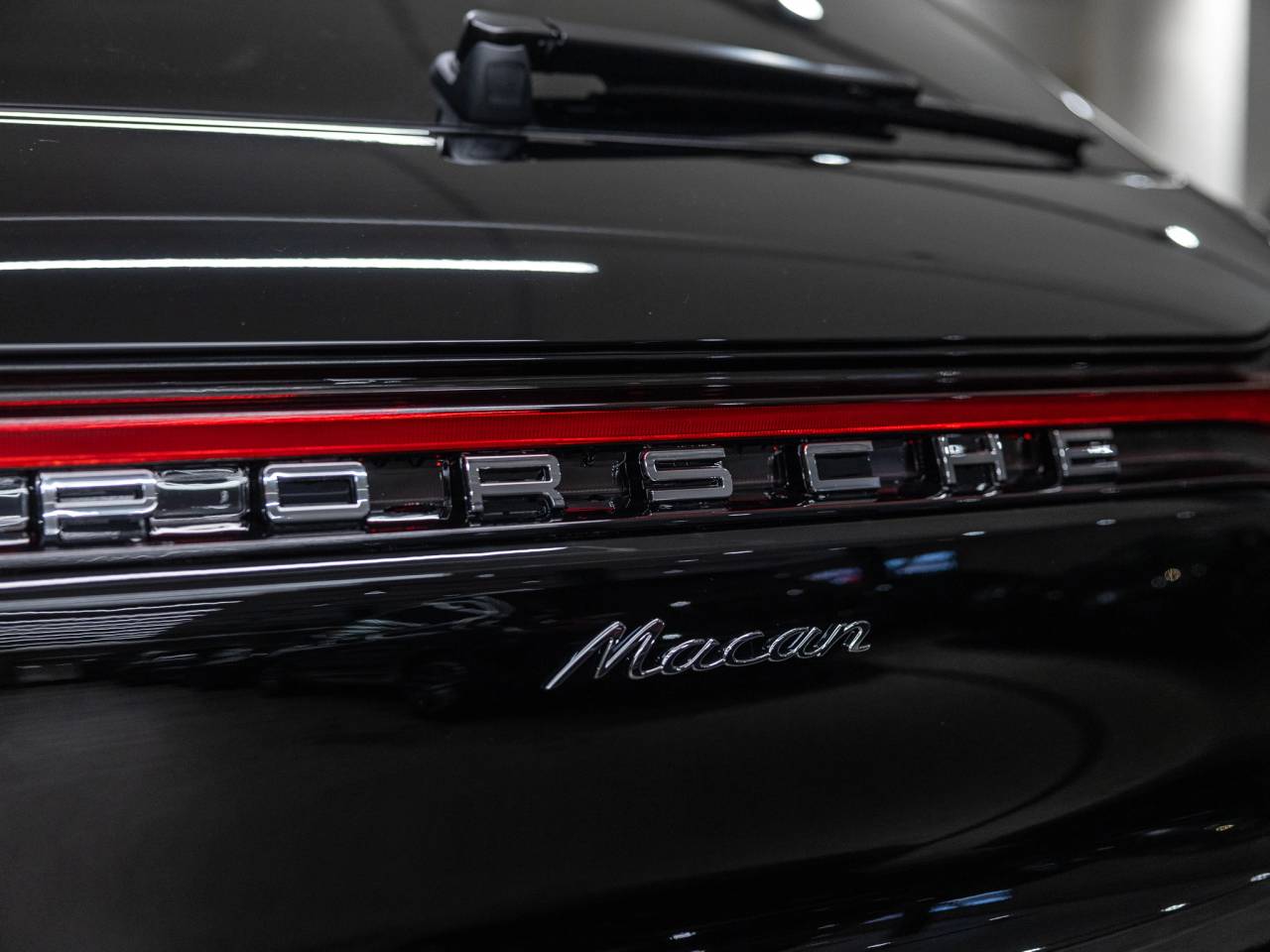 2026 Porsche Macan Macan