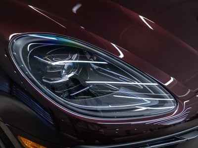 2026 Porsche Macan T