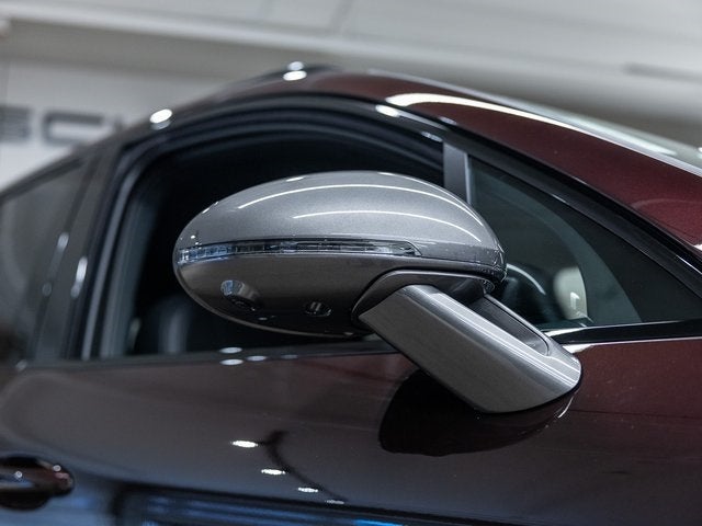 2026 Porsche Macan T