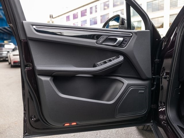 2026 Porsche Macan T