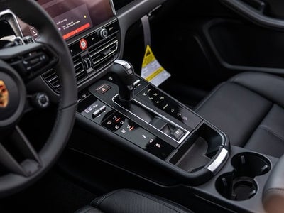 2026 Porsche Macan T