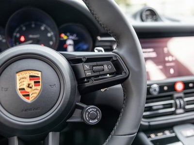 2026 Porsche Macan T