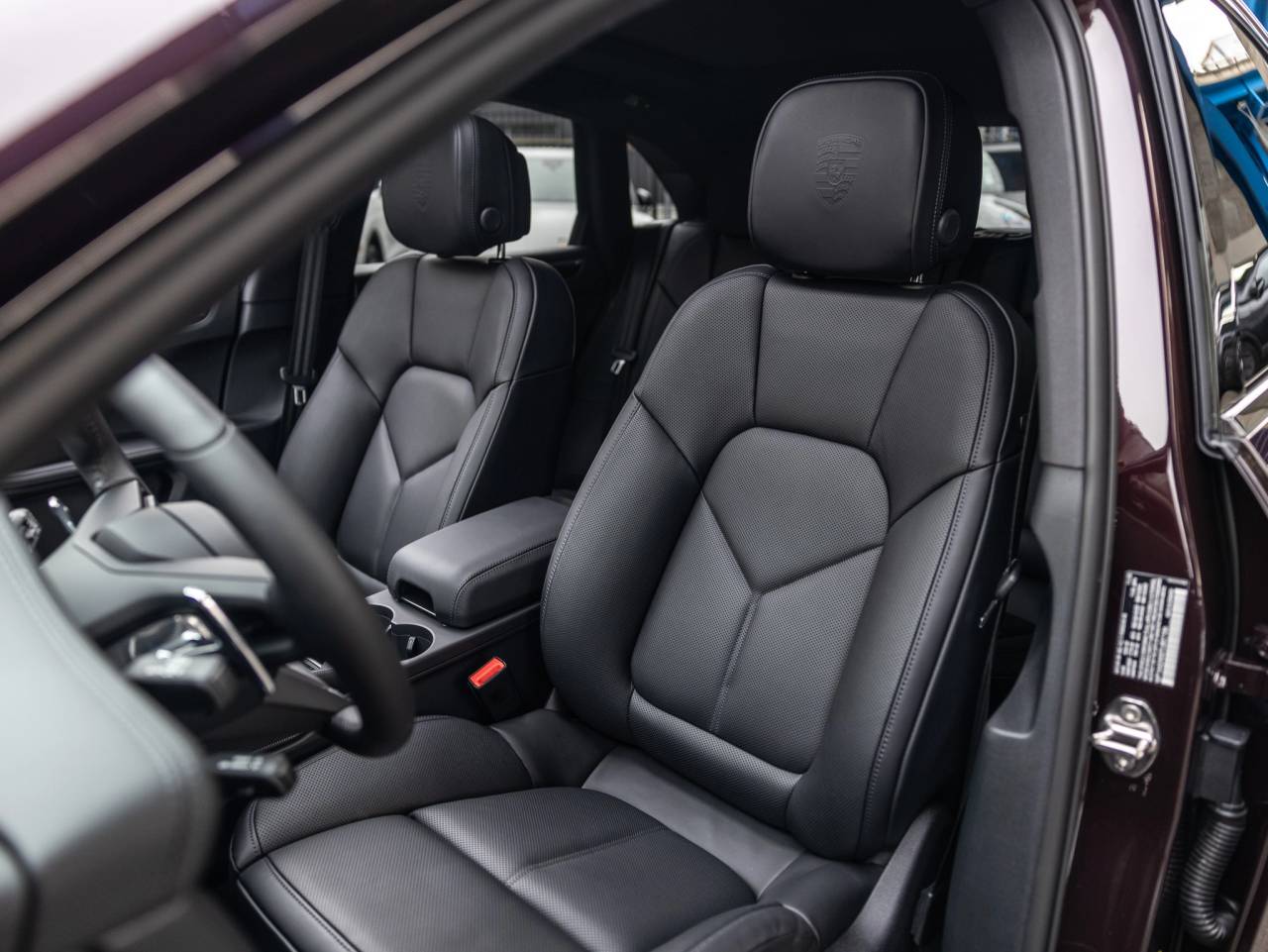 2026 Porsche Macan Macan T