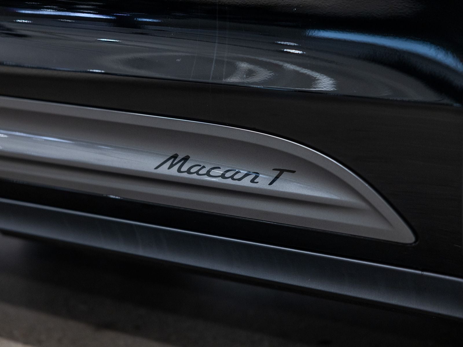 2026 Porsche Macan Macan T