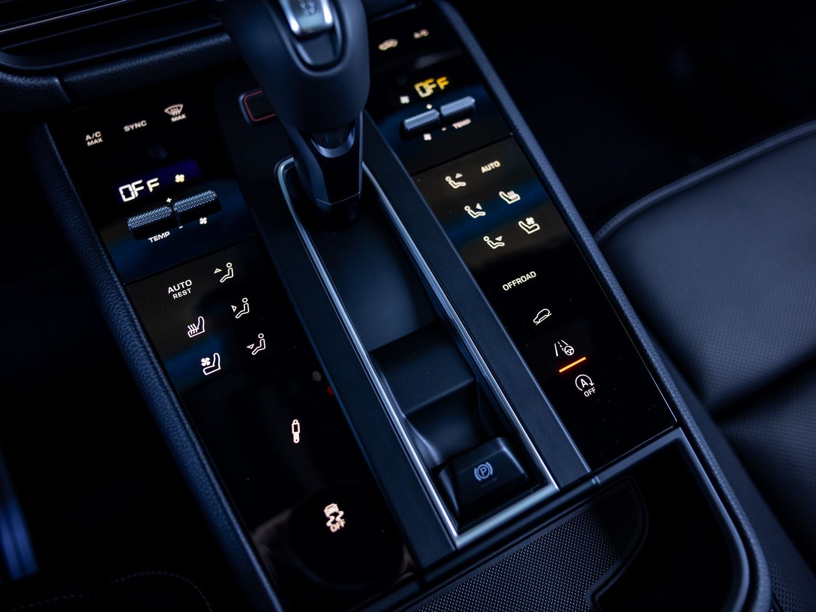 2026 Porsche Macan Macan T