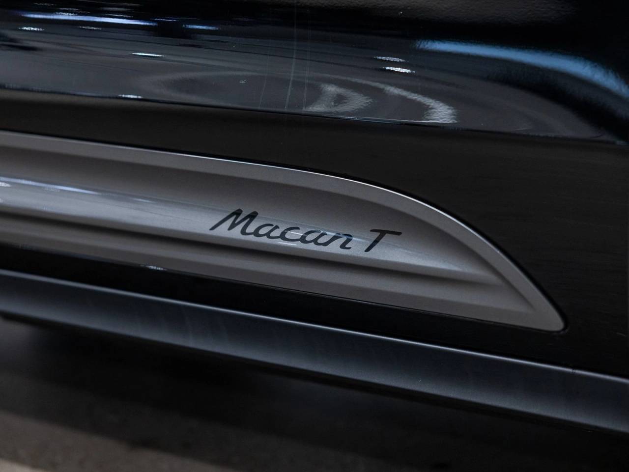 2026 Porsche Macan Macan T