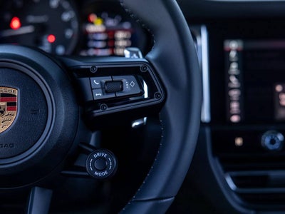 2026 Porsche Macan Macan T