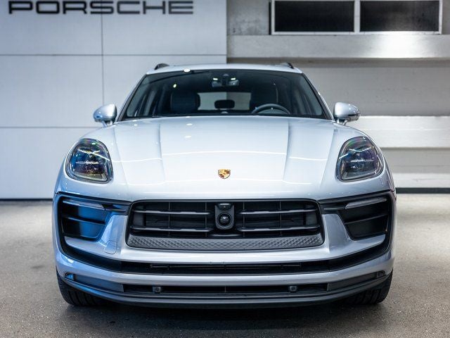 2025 Porsche Macan Macan