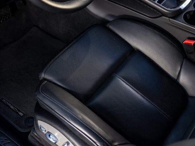 2025 Porsche Macan Macan