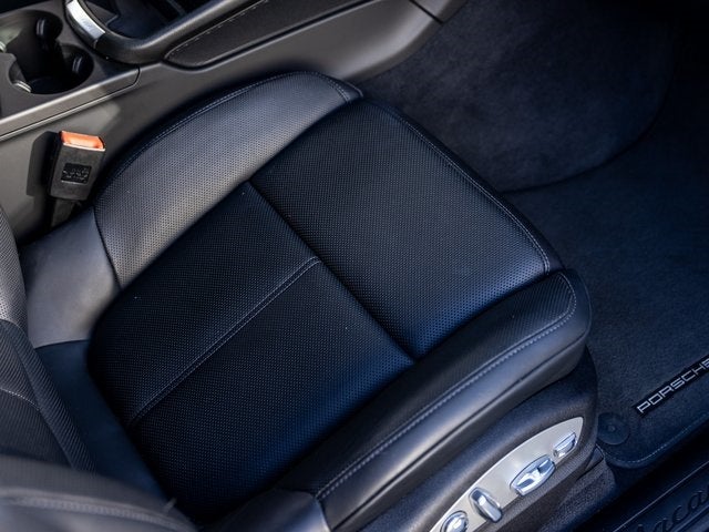 2025 Porsche Macan Macan