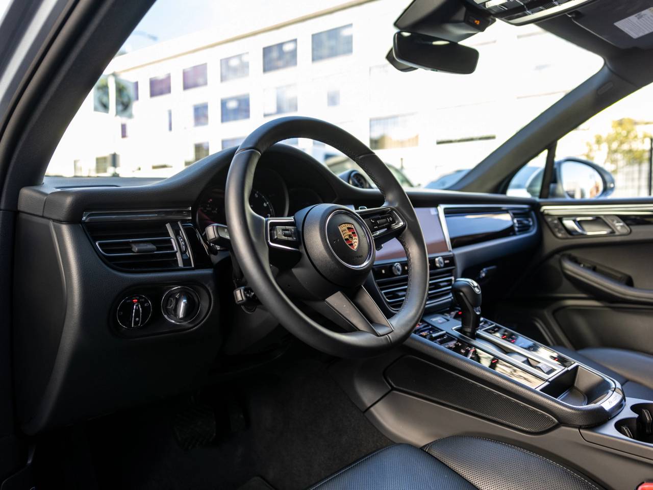 2025 Porsche Macan Macan