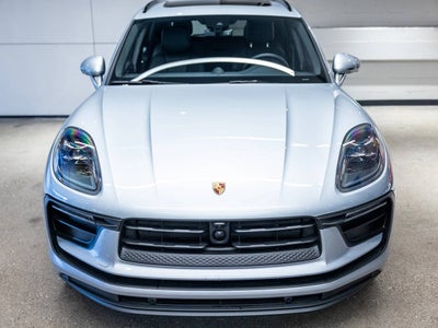 2025 Porsche Macan Macan