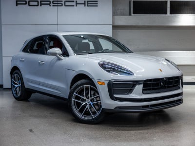 2026 Porsche Macan Macan