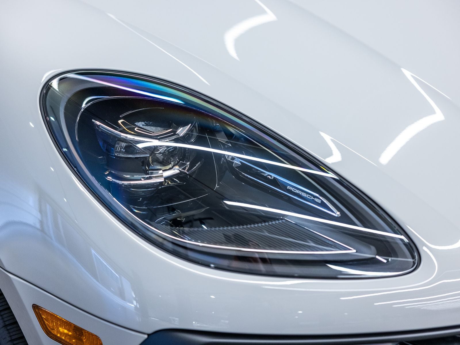 2026 Porsche Macan Macan