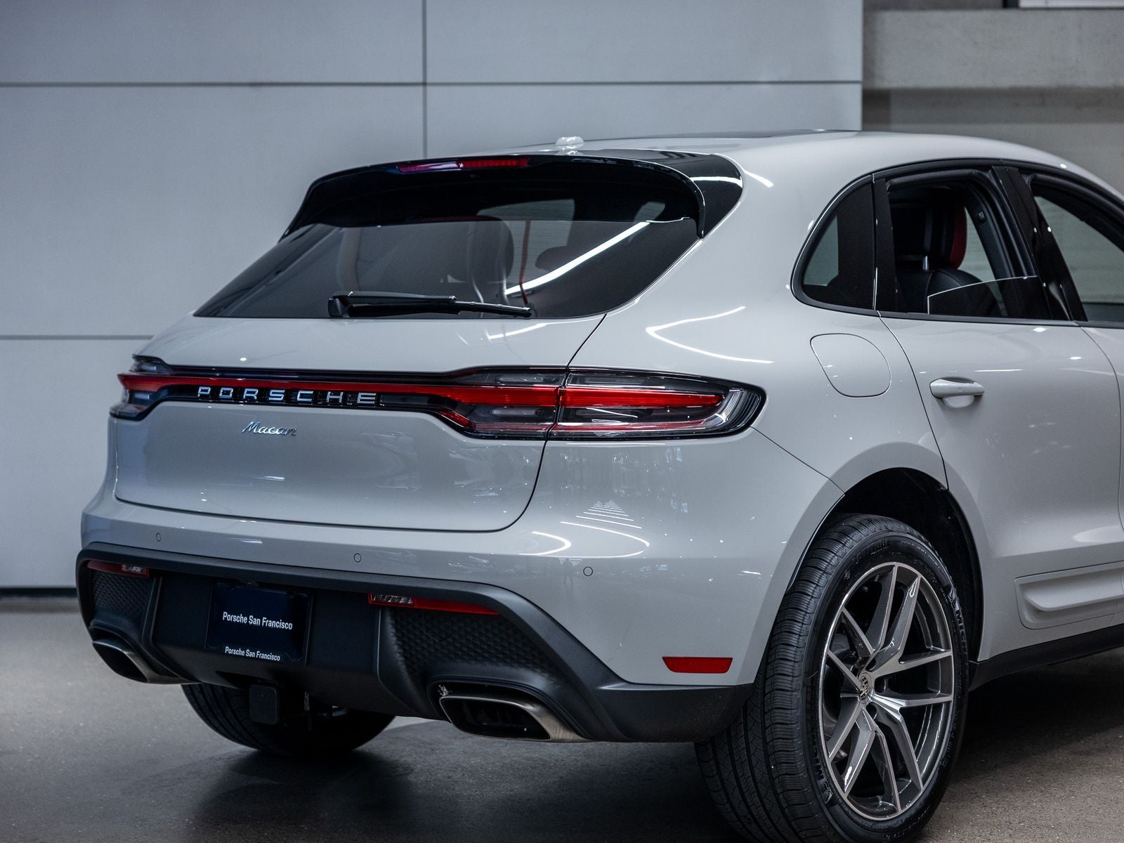 2026 Porsche Macan Macan