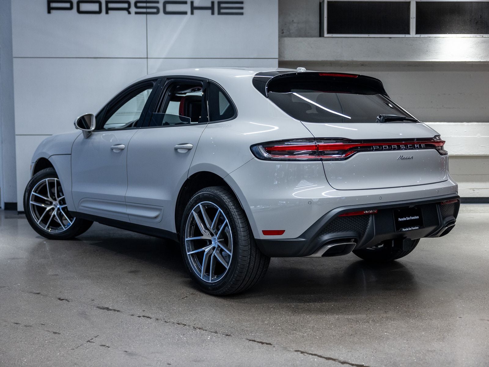 2026 Porsche Macan Macan