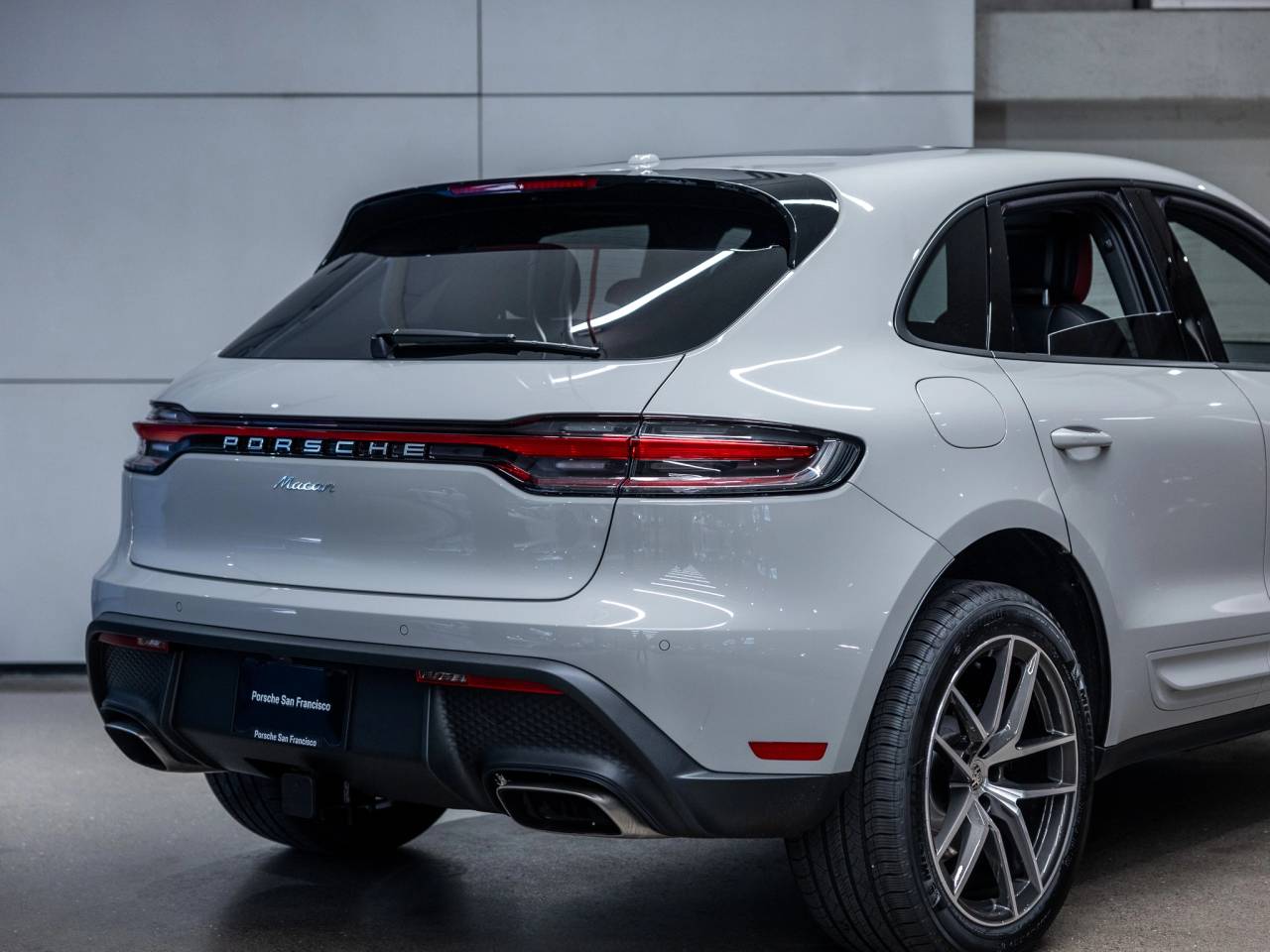 2026 Porsche Macan Macan