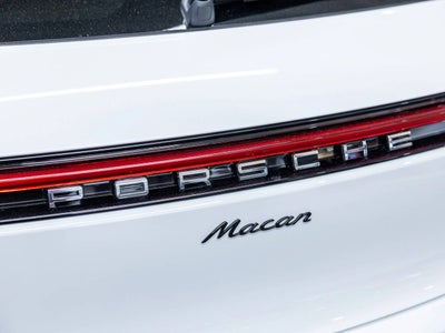 2026 Porsche Macan Macan