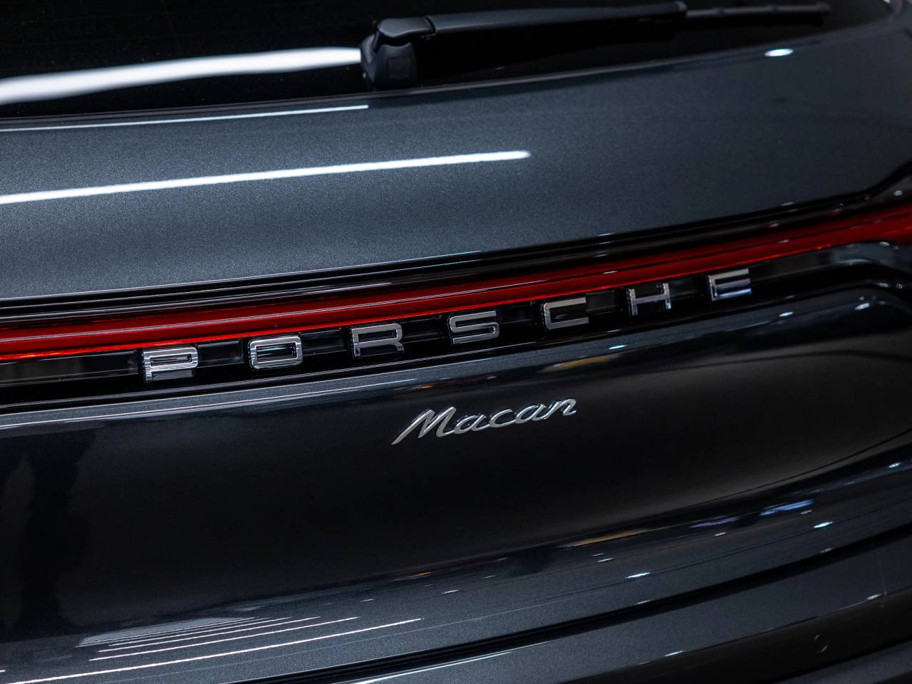 2026 Porsche Macan Macan